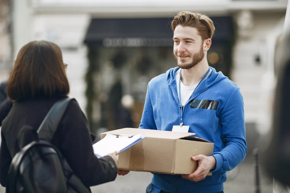 A real product handover showing business follow-up and delivery